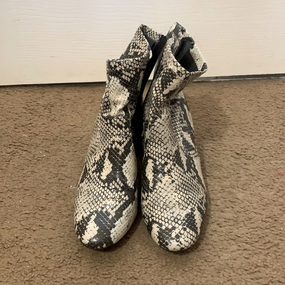 Time and Tru snakeskin boots. great condition worn maybe 2x